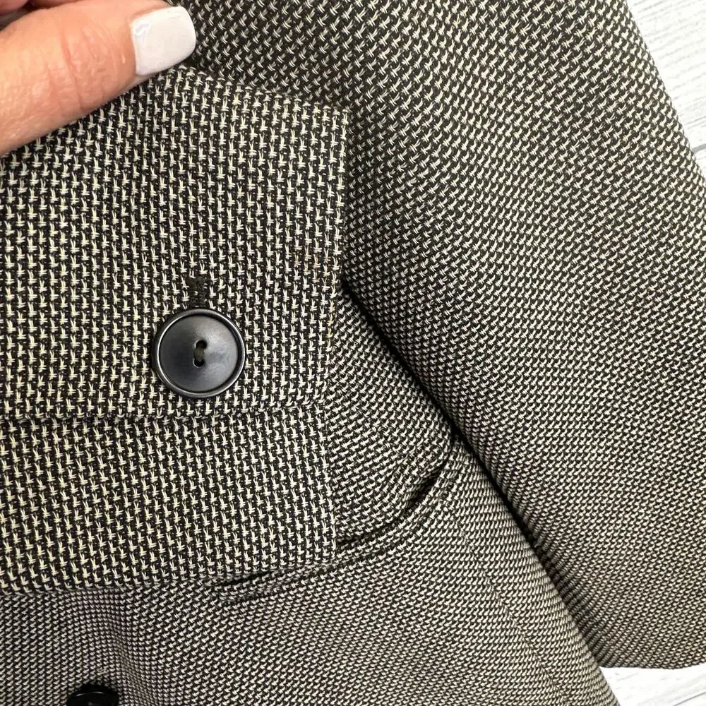 Max Mara Womens size 6 Tweed Virgin Wool Button Front Evening Jacket Italy - Picture 6 of 11